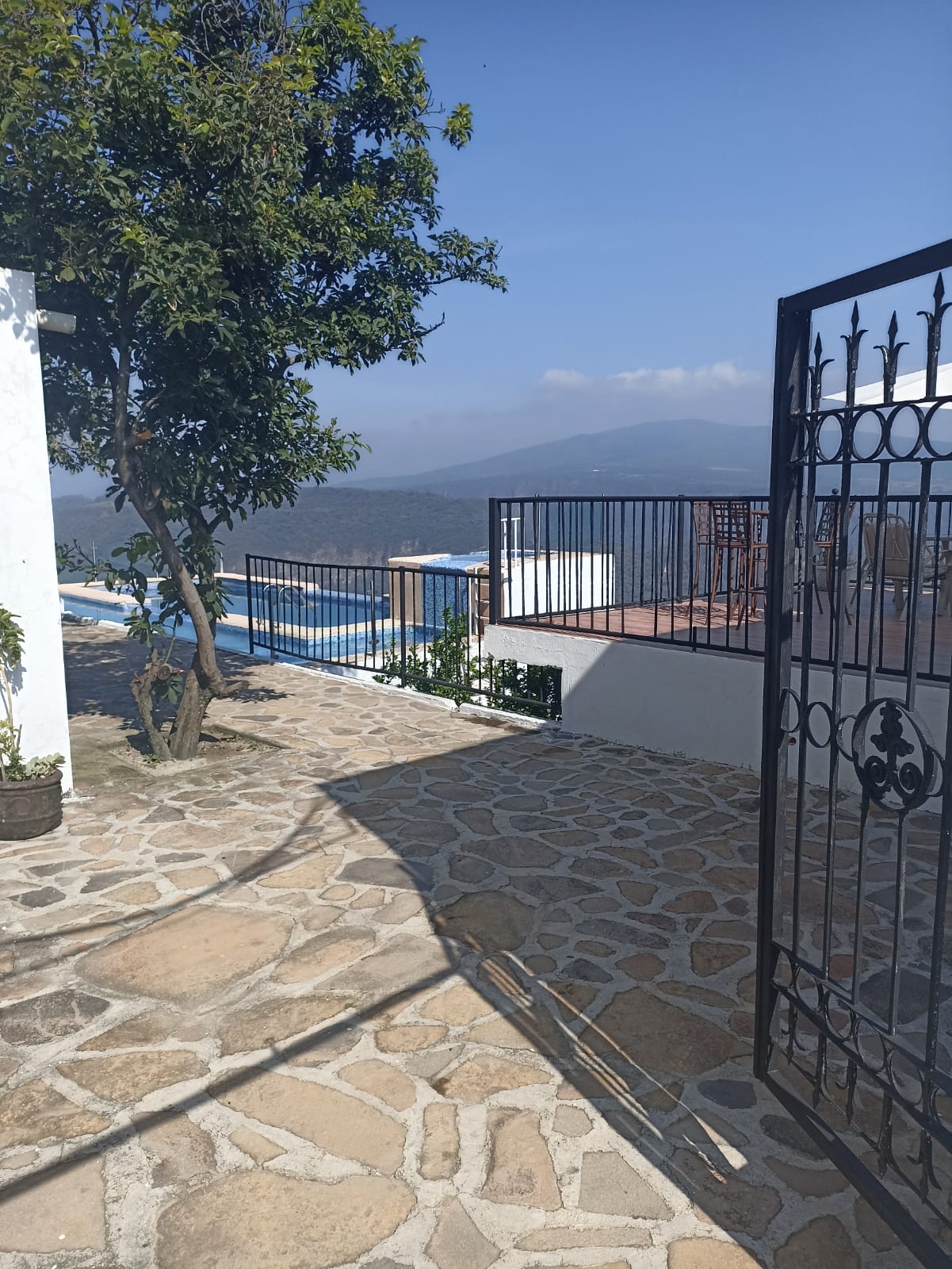 Vista del ingreso principal a Terraza Lotelazo